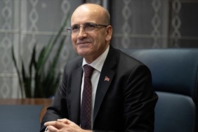 hazine-ve-maliye-bakani-mehmet-simsekten-kdv-duzenlemesi-aciklamasi-3ok2bjwl.jpg