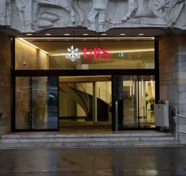 ubs-grubu-credit-suisse-devralmasinin-ardindan-isten-cikarmalar-planliyor-1wcfdp5x.jpg
