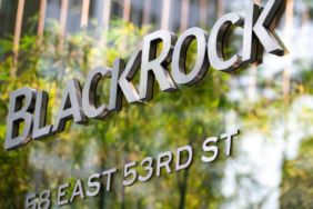 blackrock-enflasyonla-mucadele-icin-faiz-oranlarinin-dusurulmesi-gerekiyor-6h78dp24.jpg