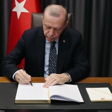 cumhurbaskani-erdoganin-af-karari-resmi-gazetede-yayimlandi-mvtpmiob.jpg