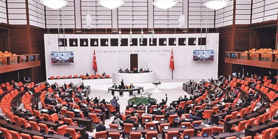 Fahiş Fiyat Artışı ve Stokçuluk Cezalarını İçeren Kanun Teklifi Genel Kurul’da Kabul Edildi