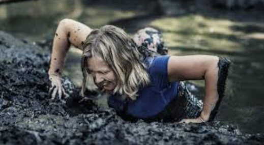 FÖŞ’tan Uyarı: Borsa Çamurlu Tarlada, Sakin Olun Çıkar Yolu Bulunacak