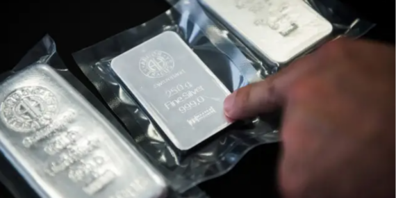 Gümüş Piyasa Değeriyle Bitcoin’i Geride Bıraktı