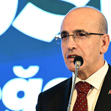 hazine-ve-maliye-bakani-mehmet-simsek-enflasyonla-mucadelede-atilan-adimlar-aek1vh5d.jpg