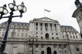 ingilterede-haziran-ayinda-faiz-indirimi-beklentisi-ortadan-kalkti-ijbve9hj.jpg