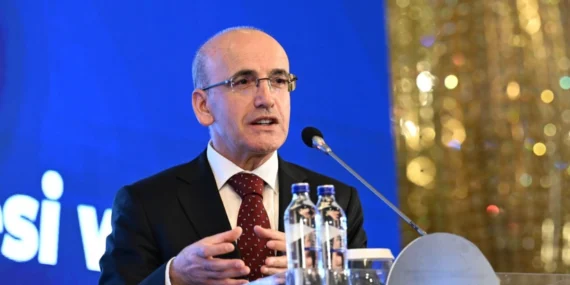 Şimşek: Türk Lirası Hala Biraz Zayıf, Sıkı Para Politikasına Devam