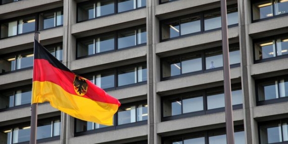 Almanya Ekonomisi Yavaş Yavaş İvme Kazanıyor