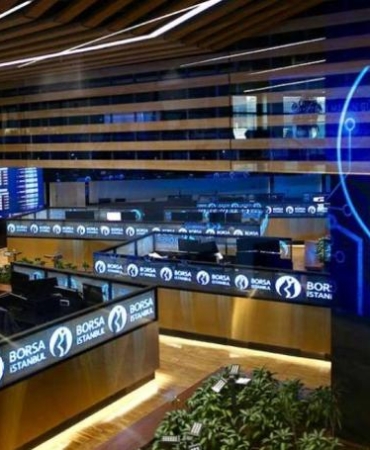 borsa-yeni-rekorla-kapanis-yapti-ve-yatirimcilari-yeni-haftada-bekleyen-verilere-odaklanmaya-davet-ediyor-8d6icvhc.jpg