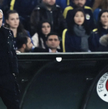 fenerbahce-jose-mourinhoyu-kamuyu-aydinlatma-platformuna-bildirdi-hoiqg9cq.jpg