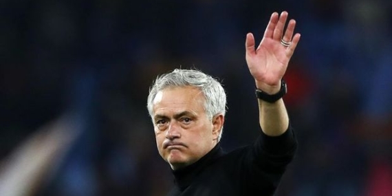 Fenerbahçe, Mourinho İle Görüşmelerini Resmi Olarak Duyurdu