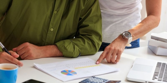 Piyasa Uzmanları Anketi: Dolar ve DTH’dan Kaçının!