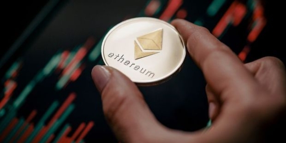 Ünlü Yatırımcı Ether ETFinde Geri Adım Attı