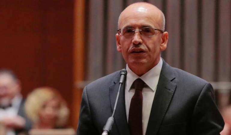 bakan-simsek-kamu-maliyesinde-olumlu-gorunumun-guclenecegini-belirtti-ulk2pe3k.jpg
