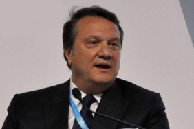 hasan-arat-besiktas-futbol-as-baskanligindan-istifa-etti-qslayfyi.jpg